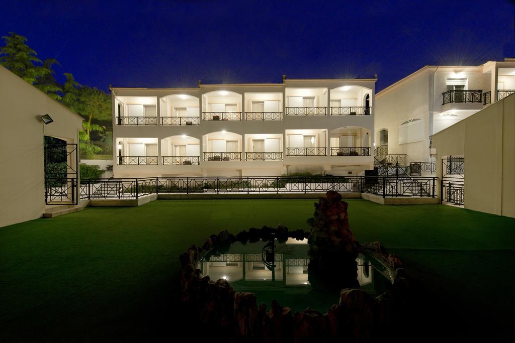 Amalia Aparthotel ปาเลออน ซิฟลิคิออน ภายนอก รูปภาพ