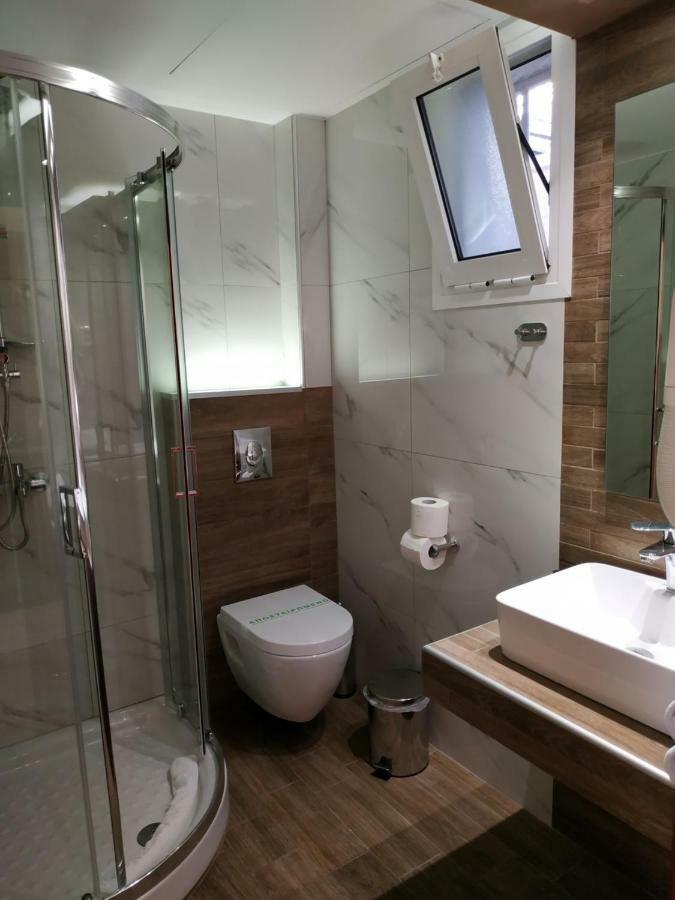 Amalia Aparthotel ปาเลออน ซิฟลิคิออน ภายนอก รูปภาพ