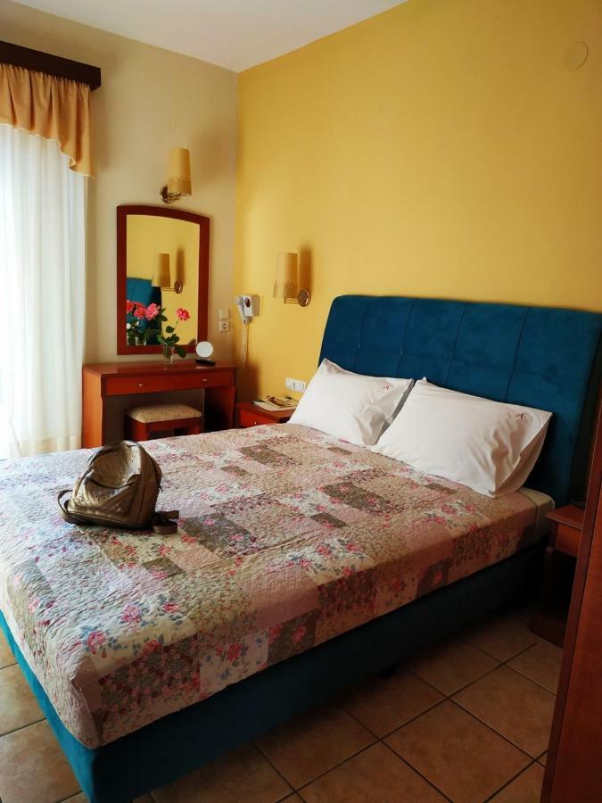 Amalia Aparthotel ปาเลออน ซิฟลิคิออน ภายนอก รูปภาพ