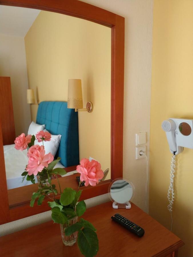 Amalia Aparthotel ปาเลออน ซิฟลิคิออน ภายนอก รูปภาพ
