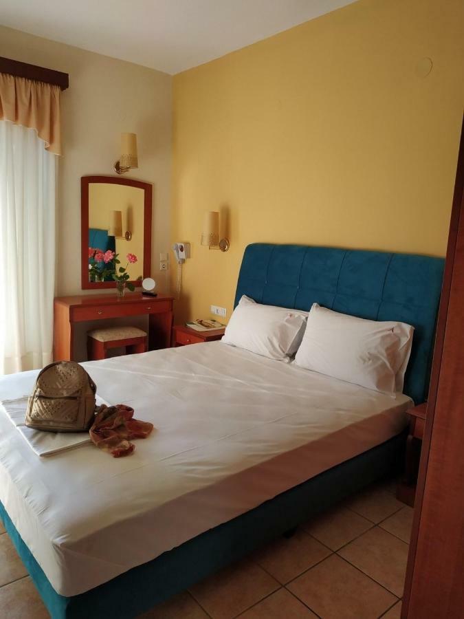 Amalia Aparthotel ปาเลออน ซิฟลิคิออน ภายนอก รูปภาพ