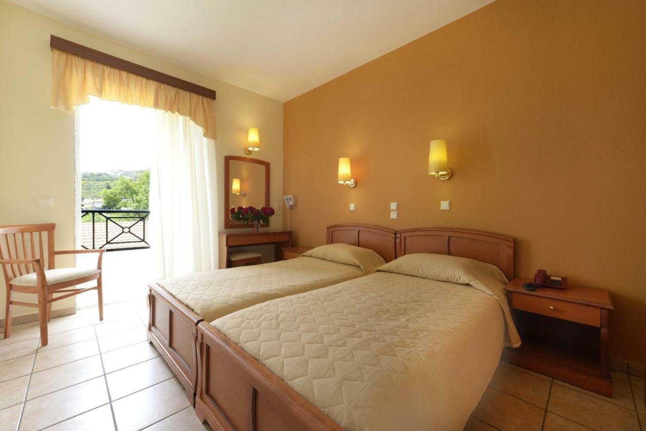 Amalia Aparthotel ปาเลออน ซิฟลิคิออน ภายนอก รูปภาพ