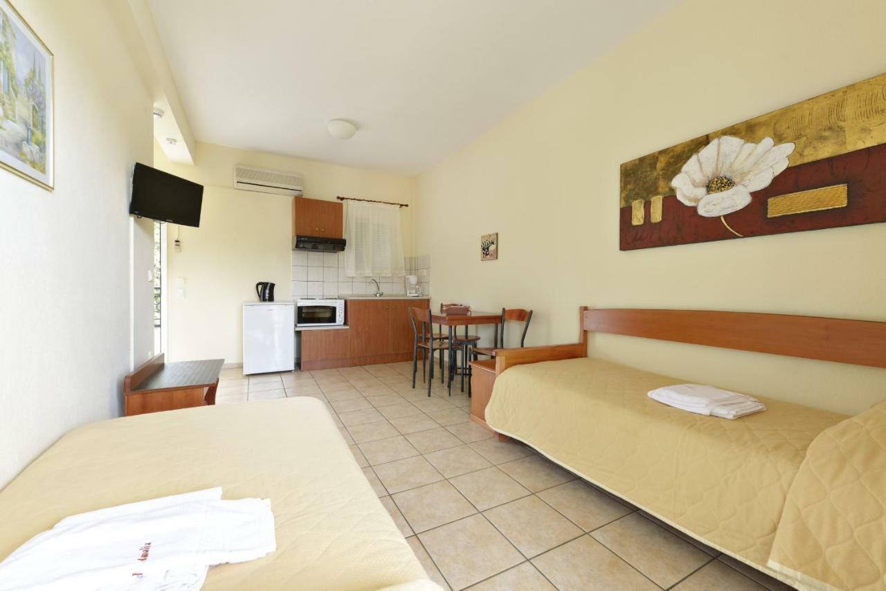 Amalia Aparthotel ปาเลออน ซิฟลิคิออน ภายนอก รูปภาพ
